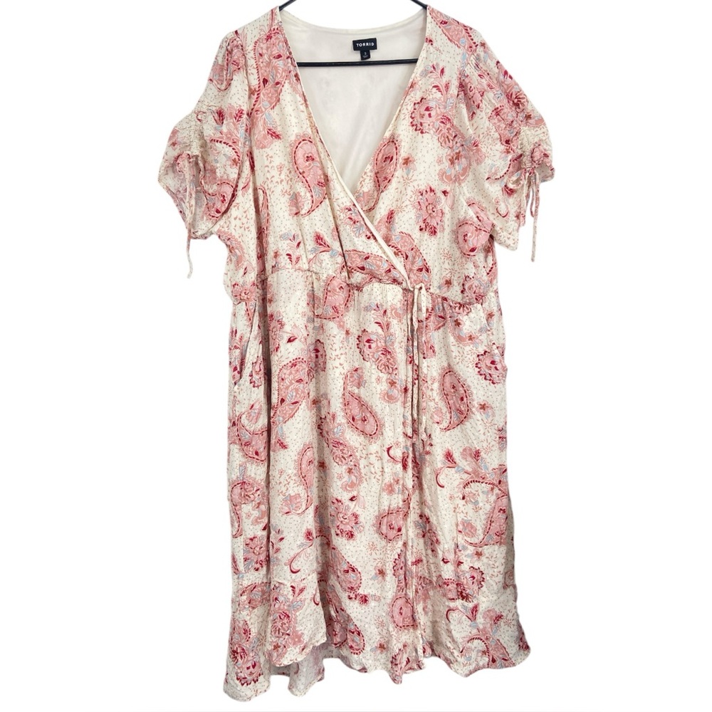 Torrid Midi Swiss Surplice Paisley Pink‎ Dress 3X - Picture 3 of 8